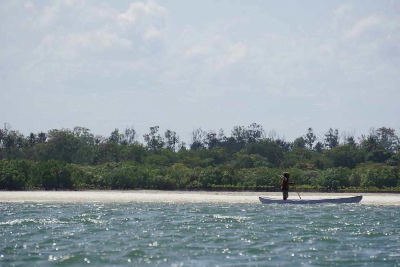 Mida Creek Nature Camp Watamu Bagian luar foto
